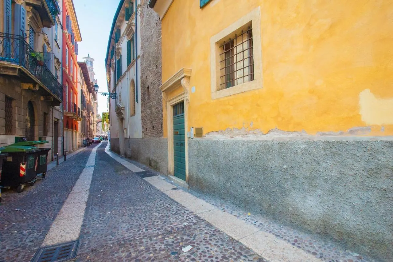 Romeo Terrace Lägenhet Verona Italien